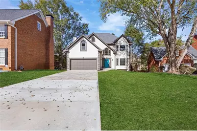 818 Mountain View Run, Stone Mountain, GA 30087 - Photo 1