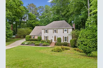 1864 Gloucester Court, Snellville, GA 30078 - Photo 1