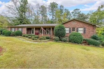 2827 Beverly Hills Drive, Marietta, GA 30068 - Photo 1