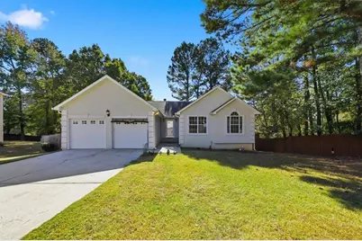 1157 Forest Glen, Jonesboro, GA 30238 - Photo 1