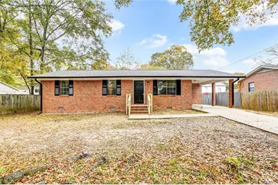 122 Capitol Avenue, Winder, GA 30680 - Photo 1