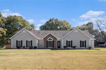 102 Foxdale Drive, Lagrange, GA 30240 - Photo 1