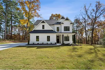 651 Chestnut Hill Road SW, Marietta, GA 30064 - Photo 1