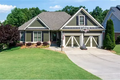 616 Richmond Place, Loganville, GA 30052 - Photo 1