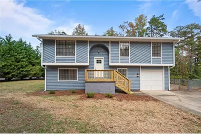 2432 Mistletoe Lane, Snellville, GA 30039 - Photo 1