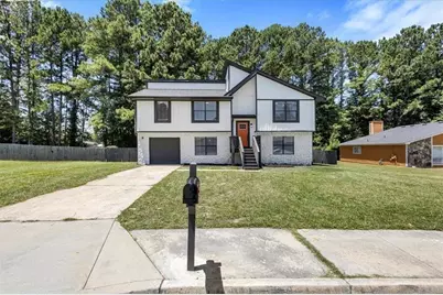 6685 Greenbower Lane, College Park, GA 30349 - Photo 1