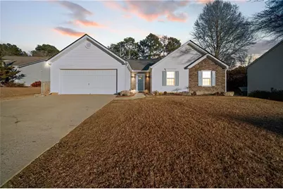 2915 Evergreen Eve Crossing, Dacula, GA 30019 - Photo 1