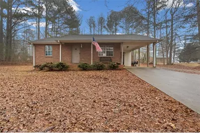723 Buchanan Bypass, Buchanan, GA 30113 - Photo 1