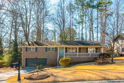 820 Highview Drive SE, Smyrna, GA 30082 - Photo 1