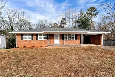 3638 Garden Boulevard, Gainesville, GA 30506 - Photo 1