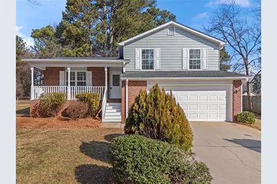 798 Aberdeen Drive, Stone Mountain, GA 30083 - Photo 1
