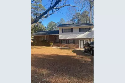 2392 Ozark Trail SW, Atlanta, GA 30331 - Photo 1