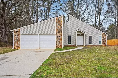295 River Chase Drive, Jonesboro, GA 30238 - Photo 1