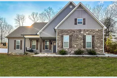 117 Savannah Street SE, Calhoun, GA 30701 - Photo 1