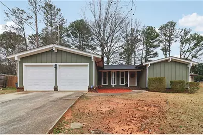 152 Club Circle, Stockbridge, GA 30281 - Photo 1