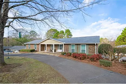 136 Meadow Lane, Calhoun, GA 30701 - Photo 1