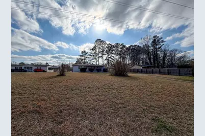 5503 Allatoona Gateway, Acworth, GA 30102 - Photo 1