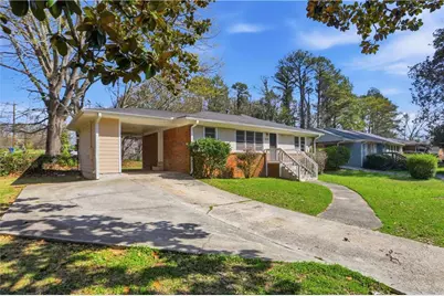 256 Silver Springs Circle SW, Atlanta, GA 30310 - Photo 1