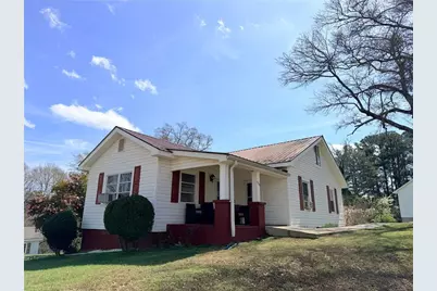 131 E Killian Street, Canton, GA 30114 - Photo 1
