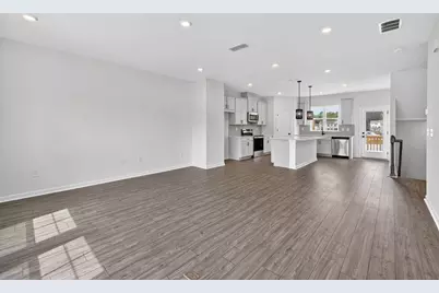 2825 Rosehall Way, Lawrenceville, GA 30044 - Photo 8