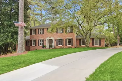 5465 Trowbridge Drive, Dunwoody, GA 30338 - Photo 1