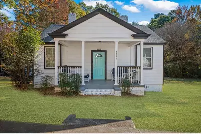 3295 Bloomfield Avenue, Clarkdale, GA 30111 - Photo 1