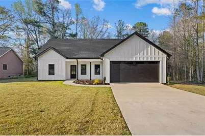 149 Woodridge Circle, Lagrange, GA 30241 - Photo 1