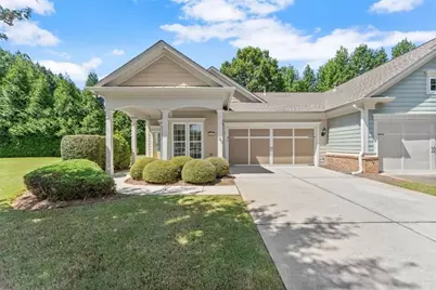 6247 Longleaf Drive, Hoschton, GA 30548 - Photo 1
