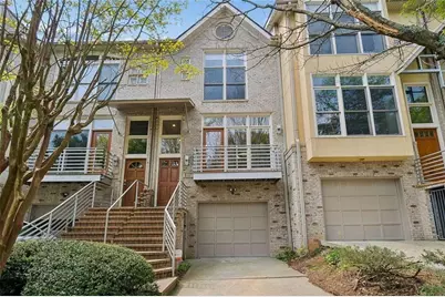 1327 Peachtree View NE, Brookhaven, GA 30319 - Photo 1