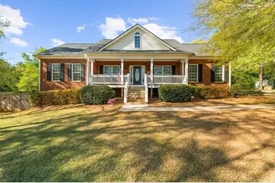 144 Manor Place, Commerce, GA 30530 - Photo 1