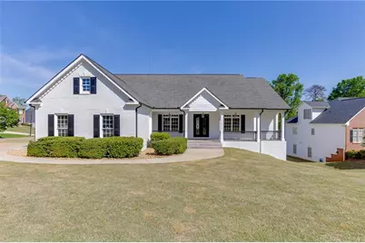 5821 Chalet Way, Hoschton, GA 30548 - Photo 1
