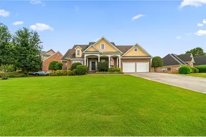 86 Colonial Circle NW, Cartersville, GA 30120 - Photo 1