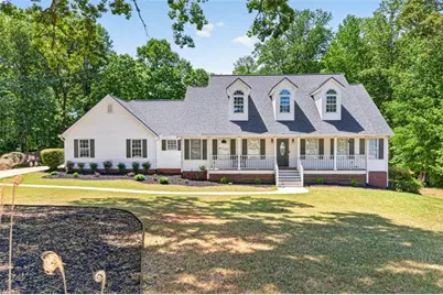 5633 Peace Avenue, Braselton, GA 30517 - Photo 1