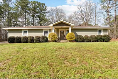 7292 Crest Highway, Molena, GA 30258 - Photo 1