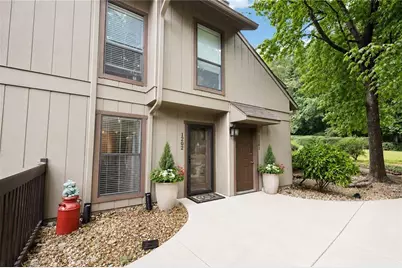 1202 Cumberland Court SE, Smyrna, GA 30080 - Photo 1