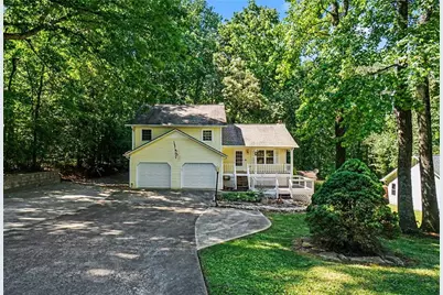 174 W Mountain Oak Street, Canton, GA 30115 - Photo 1