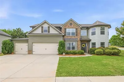 5821 Park Point, Flowery Branch, GA 30542 - Photo 1