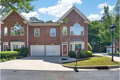 8000 Lexington Drive, Roswell, GA 30075 - Photo 1