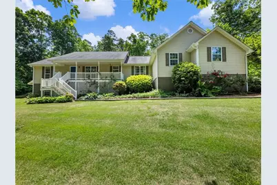 376 Thornwood Circle, Mount Airy, GA 30563 - Photo 1