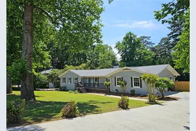260 E Valley Drive, Marietta, GA 30068 - Photo 1