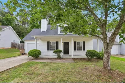 6758 Biscayne Boulevard, Rex, GA 30273 - Photo 1