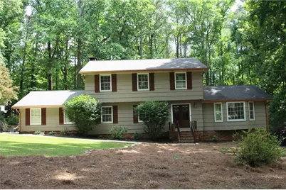 4989 Mountclaire Road, Stone Mountain, GA 30087 - Photo 1