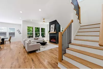 17 Lakeview Drive NE, Atlanta, GA 30317 - Photo 1