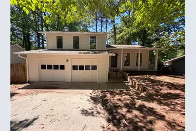 817 Greenhedge Way, Stone Mountain, GA 30088 - Photo 1
