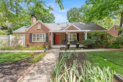 601 Ridgewood Avenue, Gainesville, GA 30501 - Photo 1