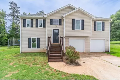 322 Royal Oaks Drive, Winder, GA 30680 - Photo 1