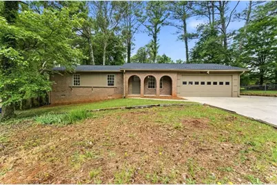 5824 Oakleaf Way, Stone Mountain, GA 30087 - Photo 1