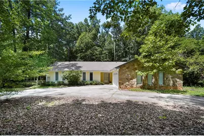 281 Northgate Trace, Roswell, GA 30075 - Photo 1