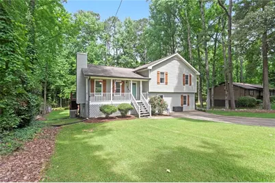 5627 Pinedale Circle, Sugar Hill, GA 30518 - Photo 1