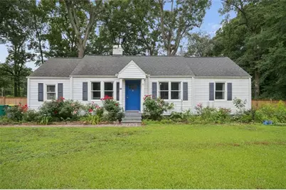 975 South Avenue, Forest Park, GA 30297 - Photo 1